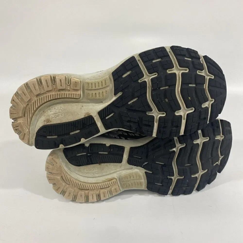 women’s brooks